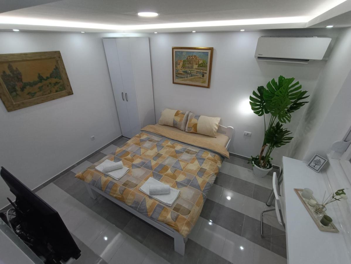 Grey 4 Apartment Belgrade Luaran gambar