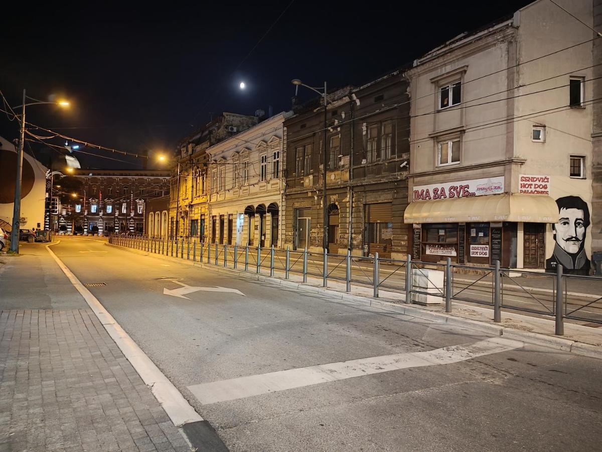 Grey 4 Apartment Belgrade Luaran gambar